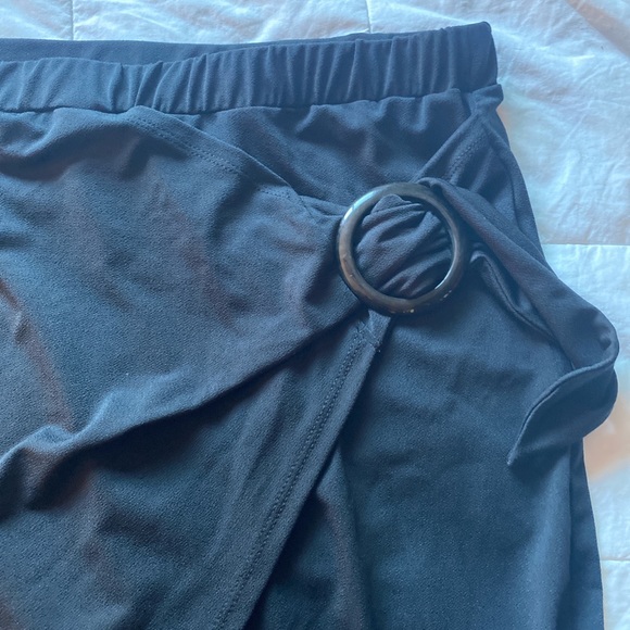 Dex 2X Ladies Skirt - Picture 3 of 4